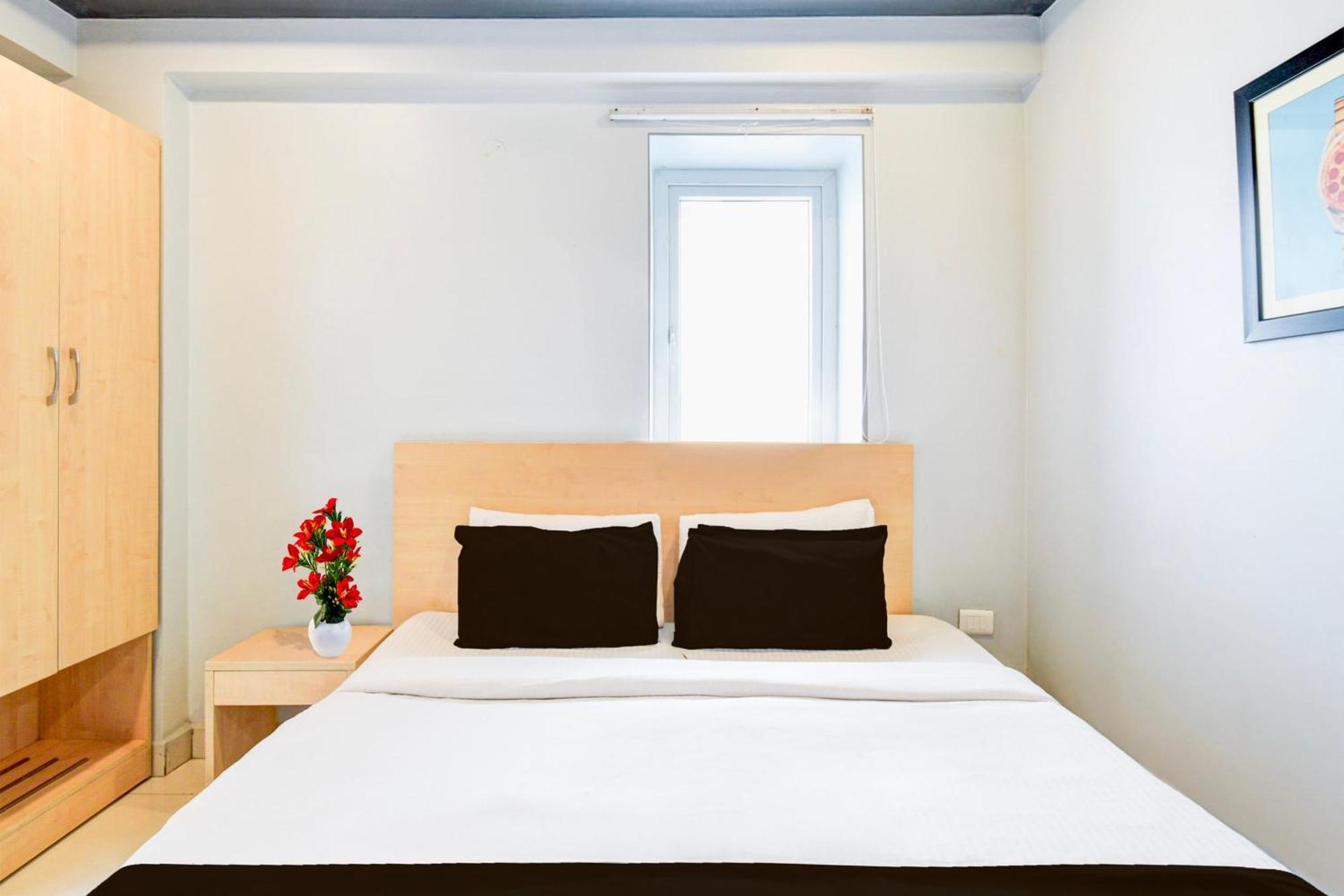 Hotel Super Townhouse Hitech Hyderabad Kondapur (Telangana)