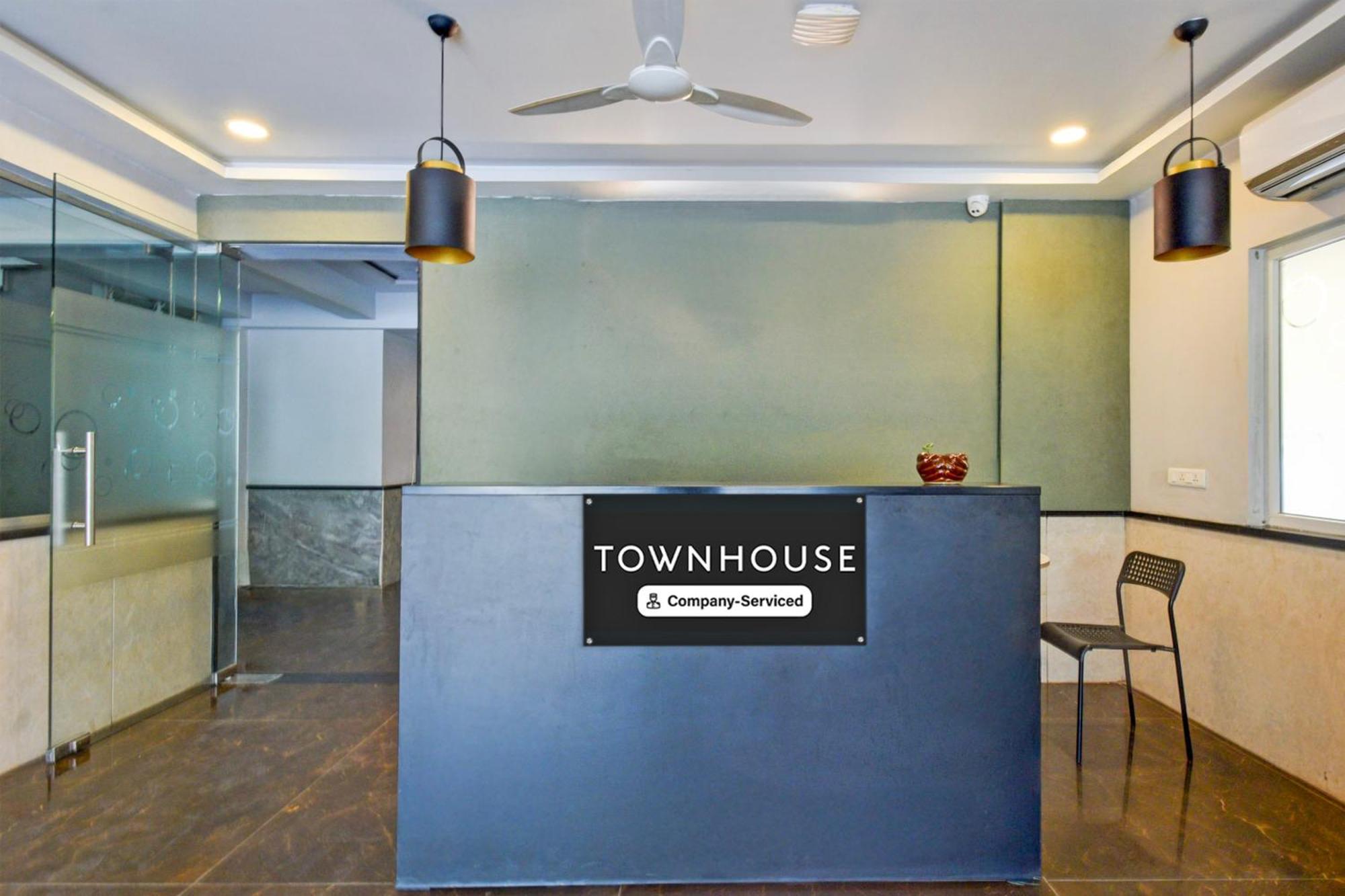Super Townhouse Hitech Hyderabad Hotel